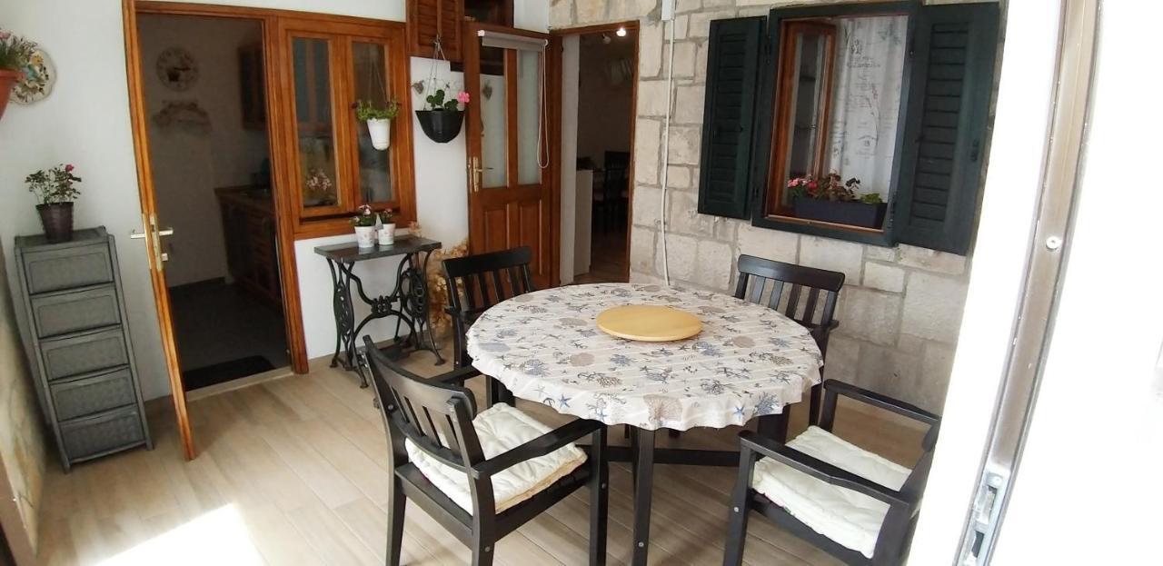 Apartment Pjaca Постира Экстерьер фото